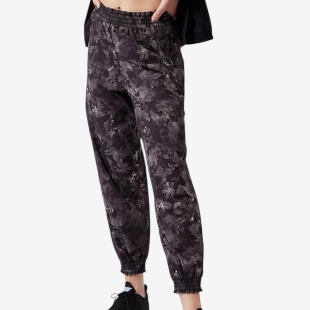 EUC Athleta Savannah Joggers Grey Floral Size 20